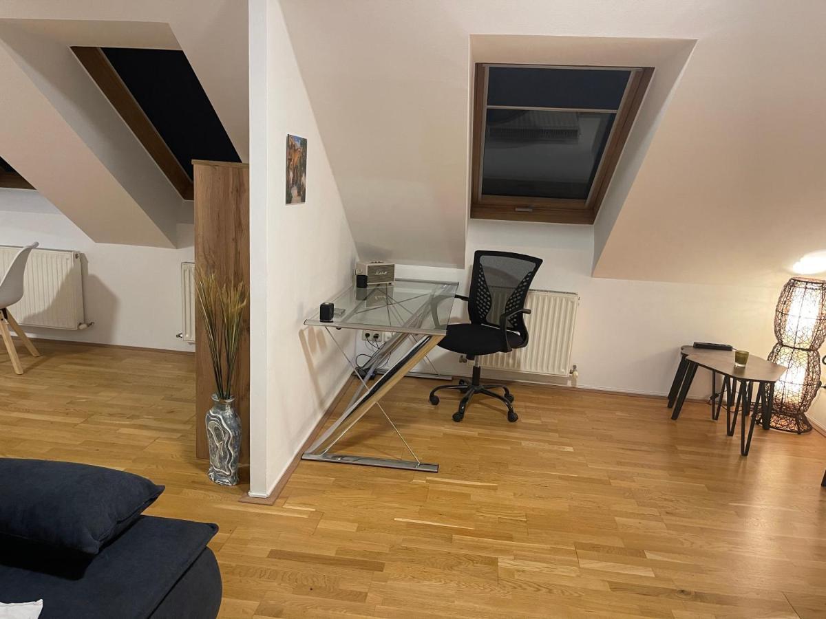 Klimatisiertes, Ruhiges Dachgeschoss Cityapartment Im Zentrum Wiens Extérieur photo