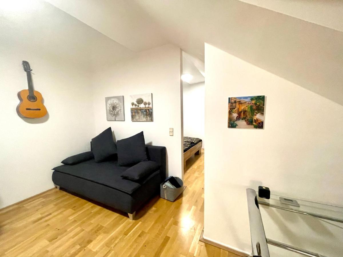 Klimatisiertes, Ruhiges Dachgeschoss Cityapartment Im Zentrum Wiens Extérieur photo