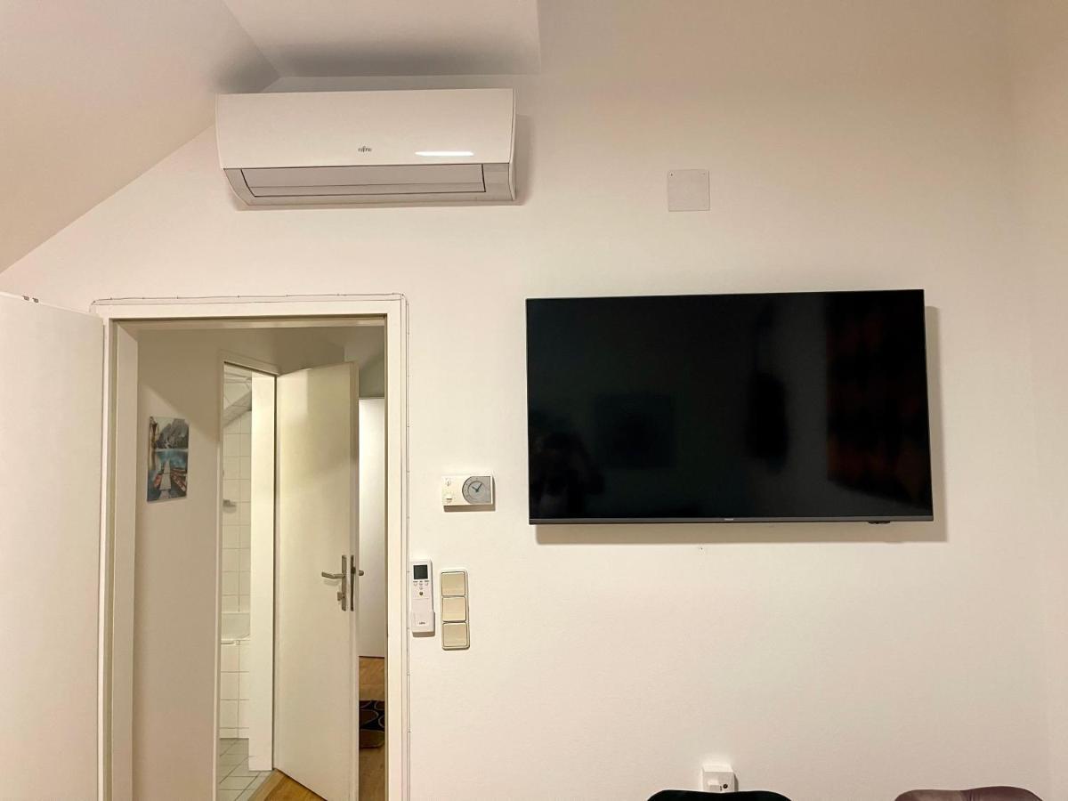 Klimatisiertes, Ruhiges Dachgeschoss Cityapartment Im Zentrum Wiens Extérieur photo