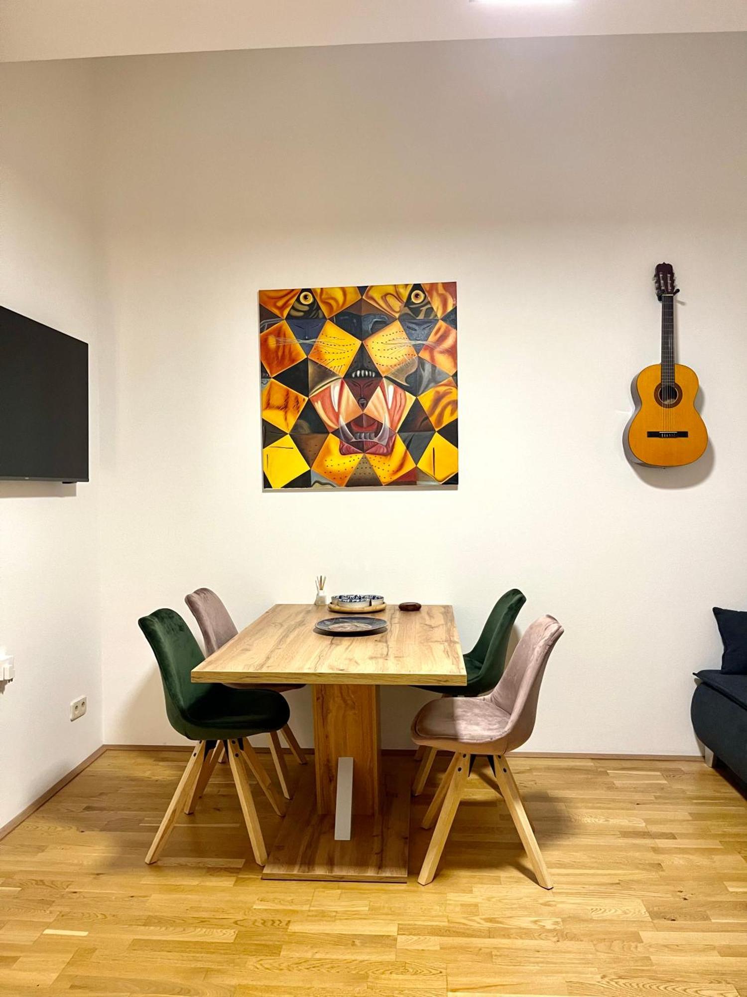 Klimatisiertes, Ruhiges Dachgeschoss Cityapartment Im Zentrum Wiens Extérieur photo